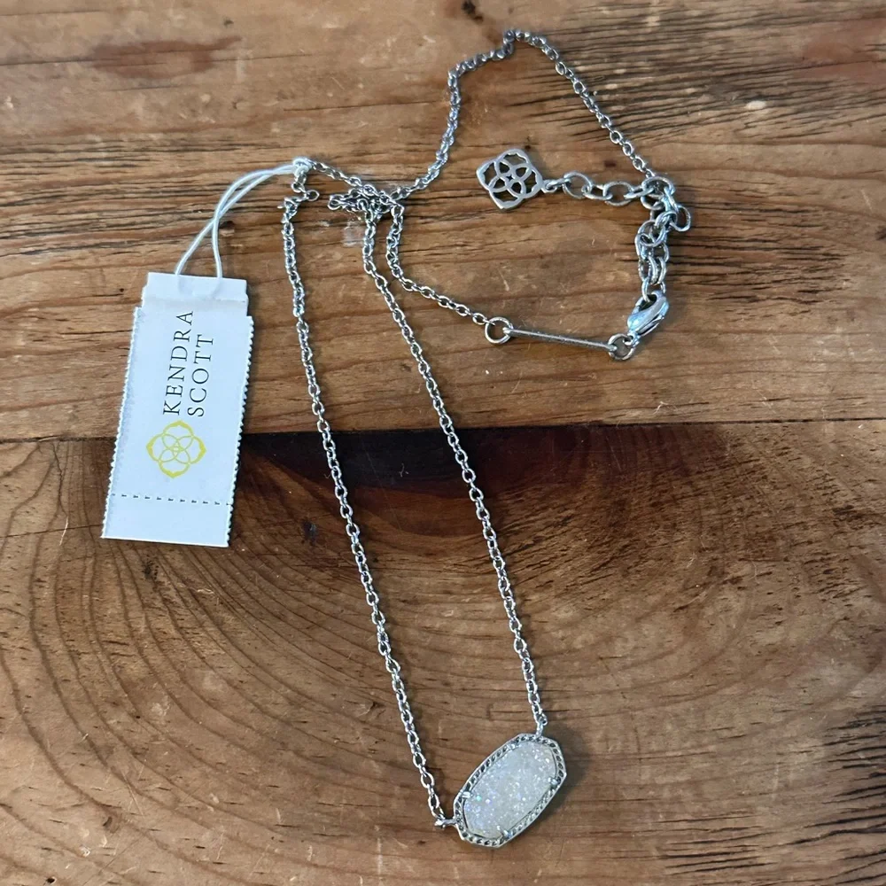 Kendra Scott Elisa Silver Pendant Necklace in Iridescent Drusy - Picture 3 of 6